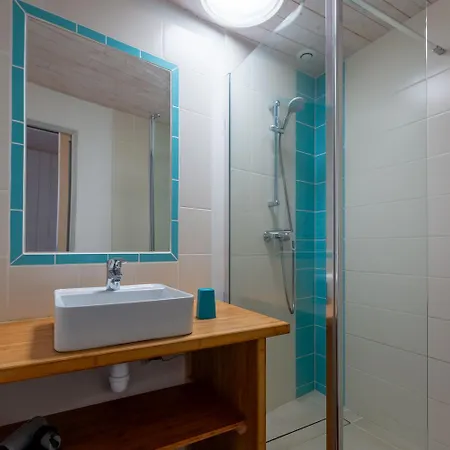 Les Maisons De L'olivette * 拉考德索梅